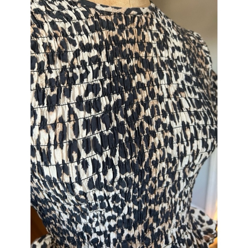 Ganni Smocked Animal Print Leopard Peplum Top 34/ XS or 2 - Picture 3 of 15
